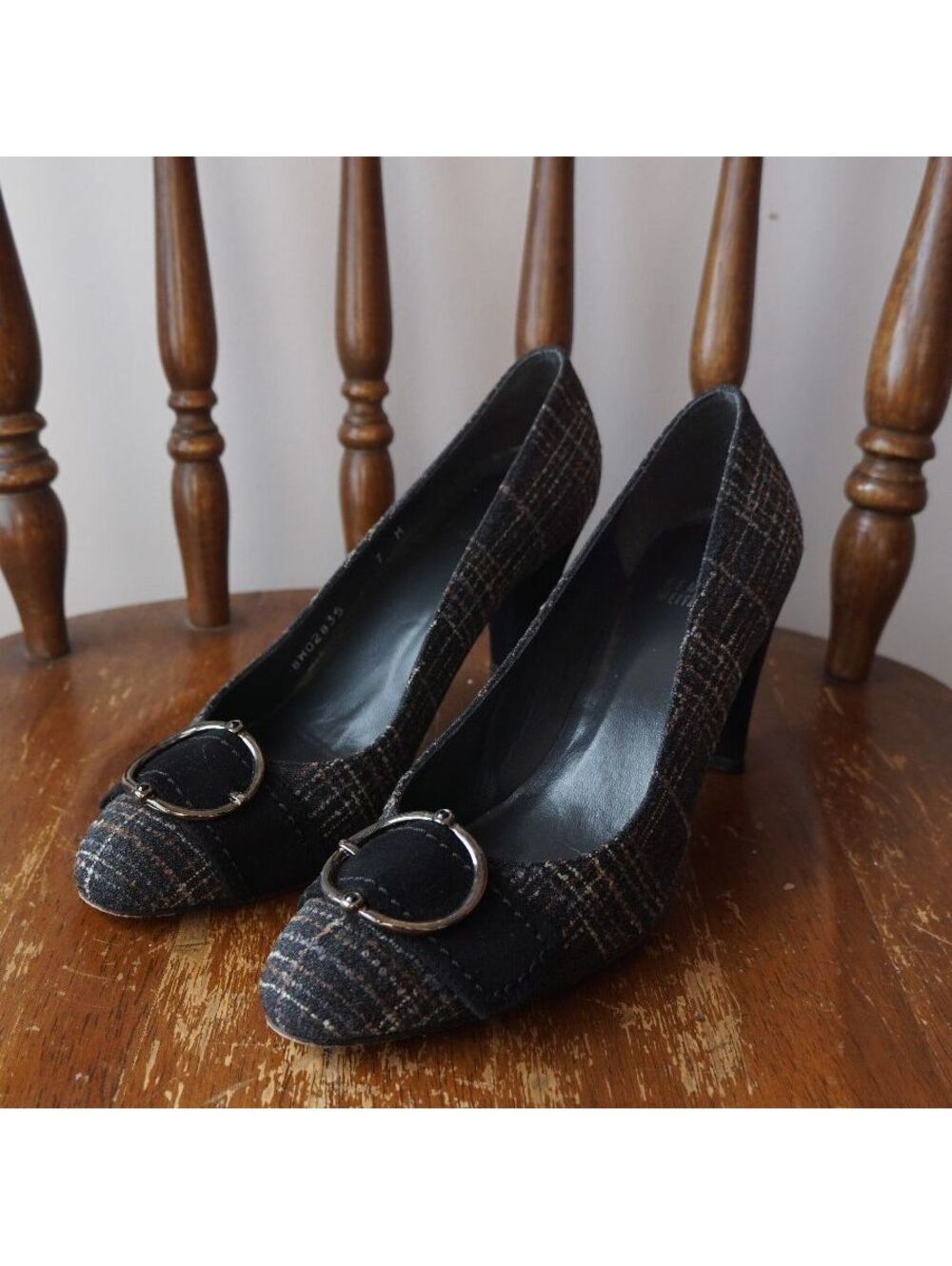 Stuart Weitzman Black Plaid Buckle Pump Heels Size 7